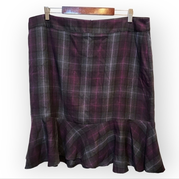 Ashley Stewart Purple Plaid skirt Ruffles peplum at Bottom Hem Size 18W - Picture 10 of 16